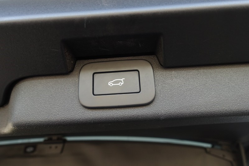 2025 (25) LAND ROVER DISCOVERY 3.0 D350 Dynamic SE 5dr Auto 4890245