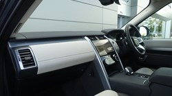 2025 (25) LAND ROVER DISCOVERY 3.0 D350 Dynamic SE 5dr Auto 4890277
