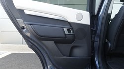 2025 (25) LAND ROVER DISCOVERY 3.0 D350 Dynamic SE 5dr Auto 4890273