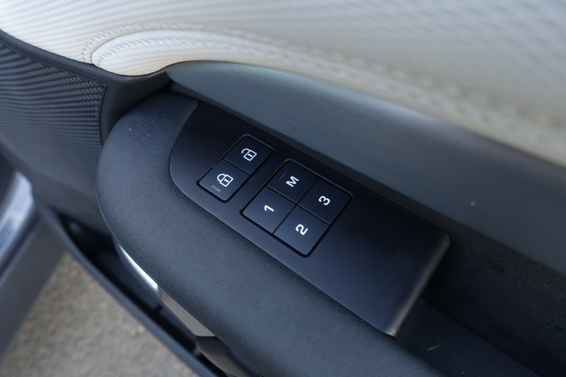 2025 (25) LAND ROVER DISCOVERY 3.0 D350 Dynamic SE 5dr Auto 4890266