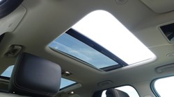 2025 (25) LAND ROVER DISCOVERY 3.0 D350 Dynamic SE 5dr Auto 4890262