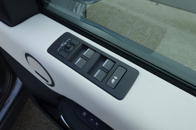 2025 (25) LAND ROVER DISCOVERY 3.0 D350 Dynamic SE 5dr Auto 4890267