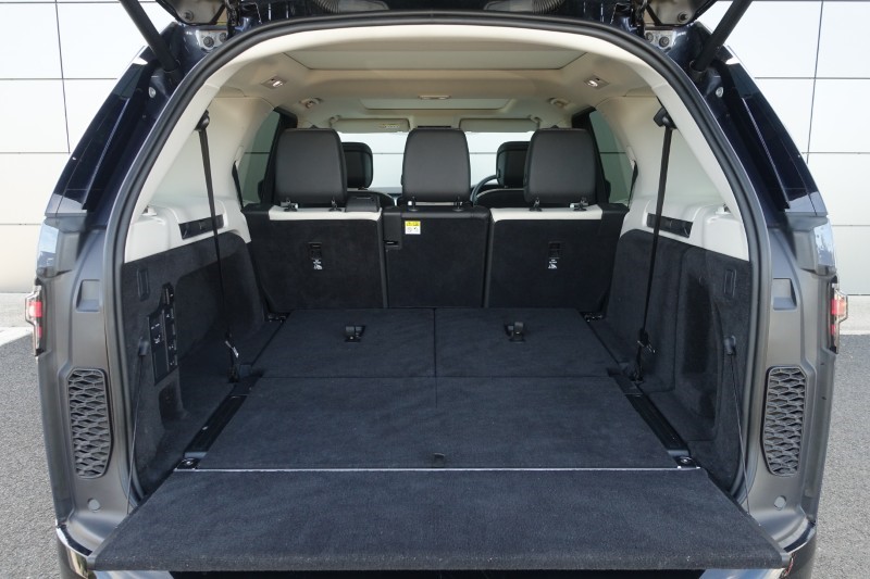 2025 (25) LAND ROVER DISCOVERY 3.0 D350 Dynamic SE 5dr Auto 4890223