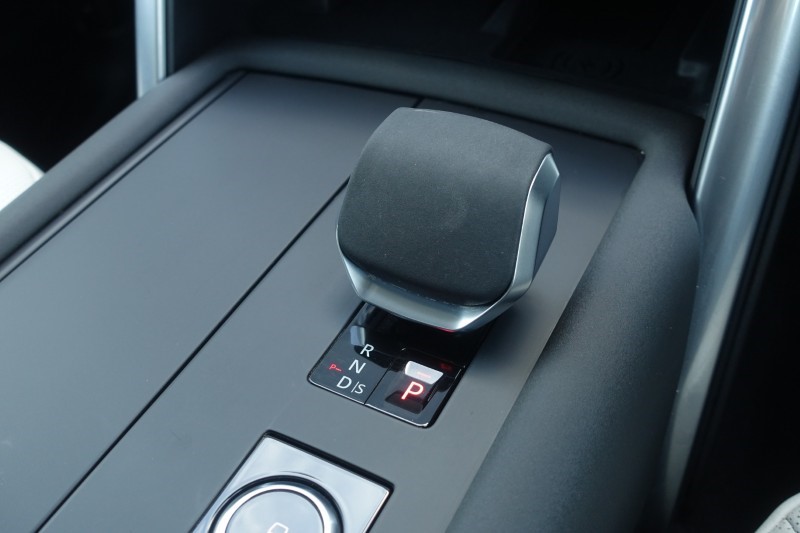 2025 (25) LAND ROVER DISCOVERY 3.0 D350 Dynamic SE 5dr Auto 4890226