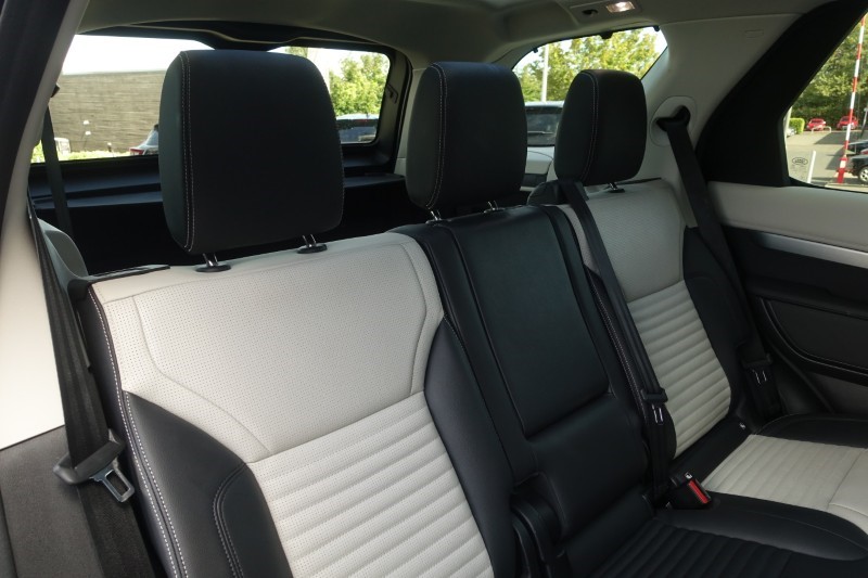 2025 (25) LAND ROVER DISCOVERY 3.0 D350 Dynamic SE 5dr Auto 4890270