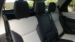 2025 (25) LAND ROVER DISCOVERY 3.0 D350 Dynamic SE 5dr Auto 4890270