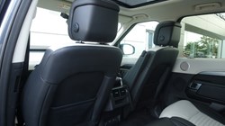 2025 (25) LAND ROVER DISCOVERY 3.0 D350 Dynamic SE 5dr Auto 4890274