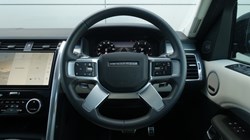 2025 (25) LAND ROVER DISCOVERY 3.0 D350 Dynamic SE 5dr Auto 4890228