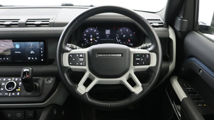 2023 (73) LAND ROVER DEFENDER 3.0 D250 X-Dynamic SE 110 5dr Auto [7 Seat] 4914603