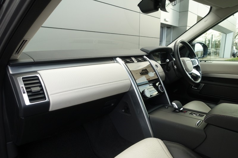 2024 (74) LAND ROVER DISCOVERY 3.0 D350 Dynamic HSE 5dr Auto 4975967