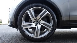 2024 (74) LAND ROVER DISCOVERY 3.0 D350 Dynamic HSE 5dr Auto 4975937