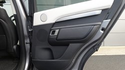 2024 (74) LAND ROVER DISCOVERY 3.0 D350 Dynamic HSE 5dr Auto 4975960