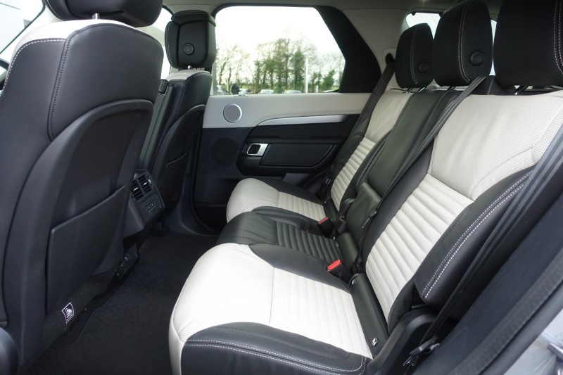 2024 (74) LAND ROVER DISCOVERY 3.0 D350 Dynamic HSE 5dr Auto 4975914