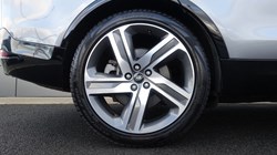 2024 (74) LAND ROVER DISCOVERY 3.0 D350 Dynamic HSE 5dr Auto 4975933