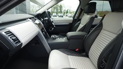 2024 (74) LAND ROVER DISCOVERY 3.0 D350 Dynamic HSE 5dr Auto 4975913