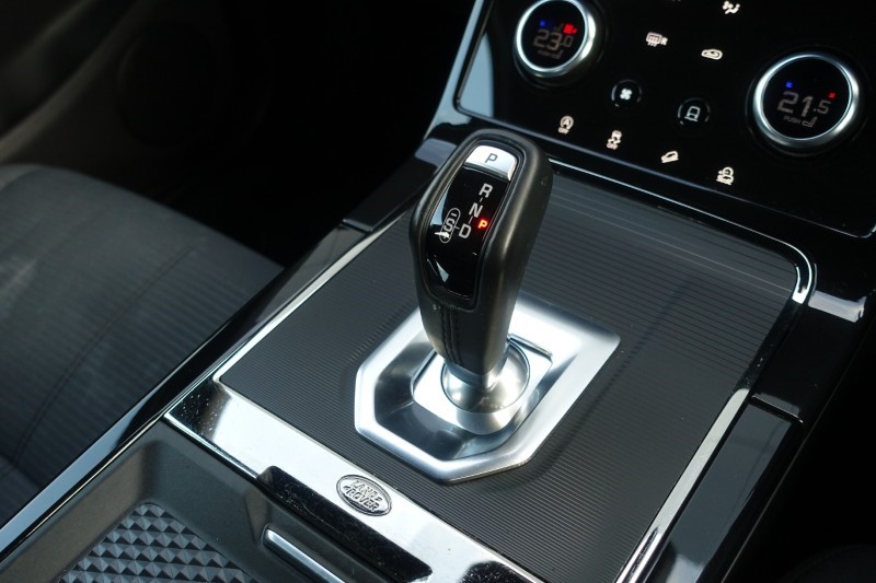 2020 (20) LAND ROVER RANGE ROVER EVOQUE 2.0 D150 R-Dynamic 5dr Auto 4895173