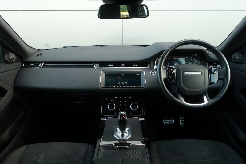 2020 (20) LAND ROVER RANGE ROVER EVOQUE 2.0 D150 R-Dynamic 5dr Auto 4895169