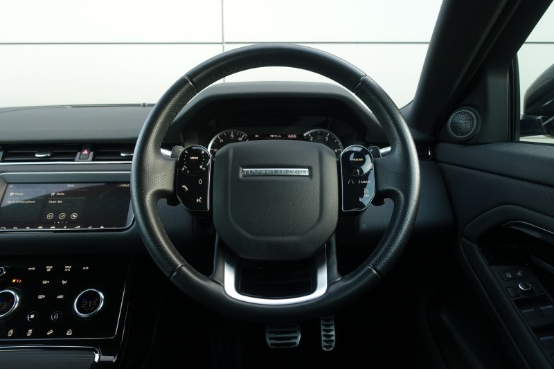 2020 (20) LAND ROVER RANGE ROVER EVOQUE 2.0 D150 R-Dynamic 5dr Auto 4895175