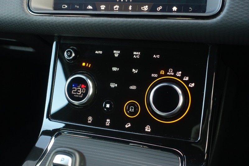 2020 (20) LAND ROVER RANGE ROVER EVOQUE 2.0 D150 R-Dynamic 5dr Auto 4895196