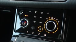 2020 (20) LAND ROVER RANGE ROVER EVOQUE 2.0 D150 R-Dynamic 5dr Auto 4895196