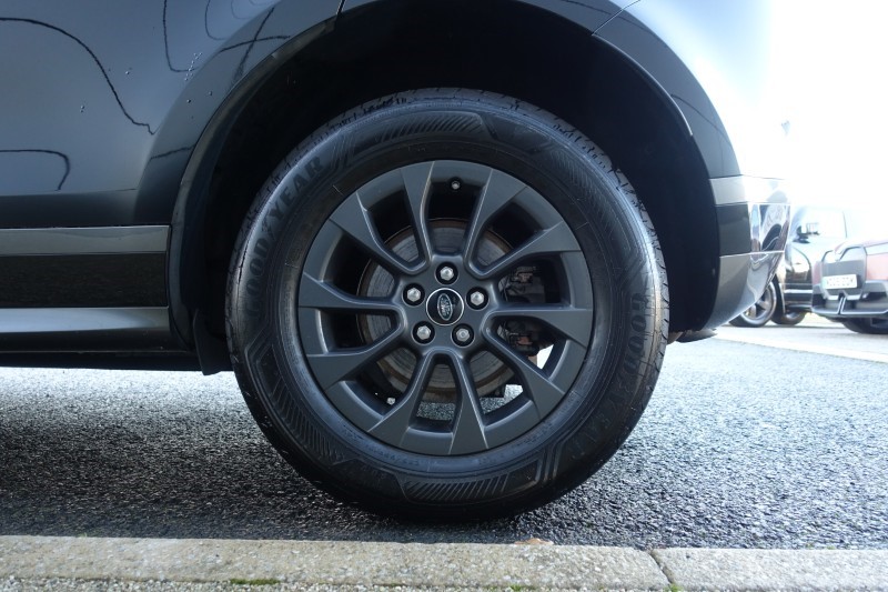 2020 (20) LAND ROVER RANGE ROVER EVOQUE 2.0 D150 R-Dynamic 5dr Auto 4895186