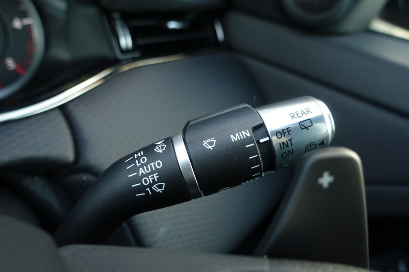 2020 (20) LAND ROVER RANGE ROVER EVOQUE 2.0 D150 R-Dynamic 5dr Auto 4895190