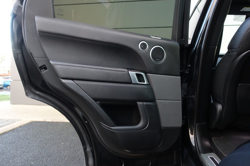 2021 (71) LAND ROVER RANGE ROVER SPORT 2.0 P400e HSE Dynamic Black 5dr Auto 4956105