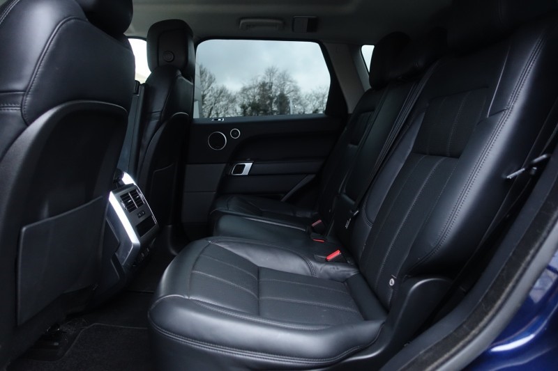 2022 (71) LAND ROVER RANGE ROVER SPORT 3.0 D250 HSE 5dr Auto 4951513