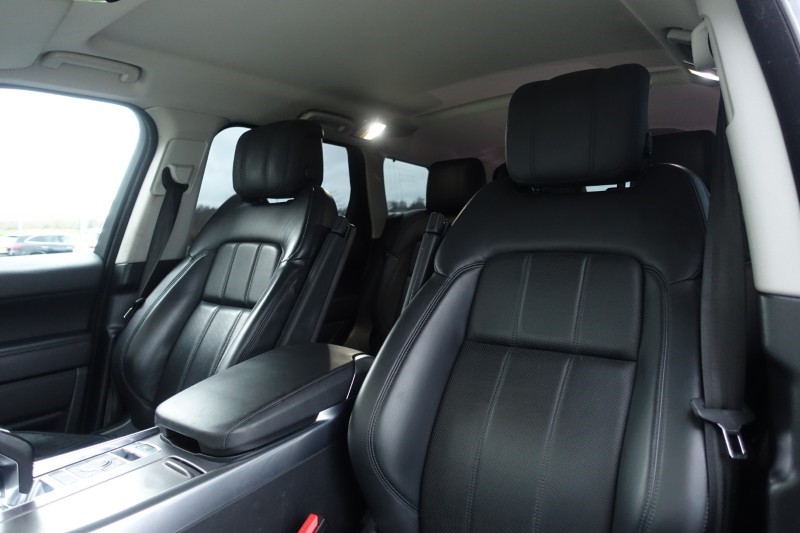 2022 (71) LAND ROVER RANGE ROVER SPORT 3.0 D250 HSE 5dr Auto 4951567