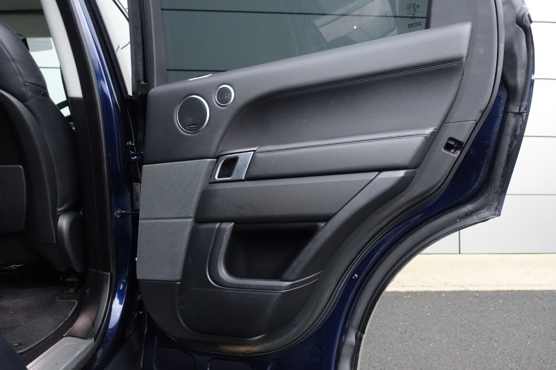 2022 (71) LAND ROVER RANGE ROVER SPORT 3.0 D250 HSE 5dr Auto 4951557