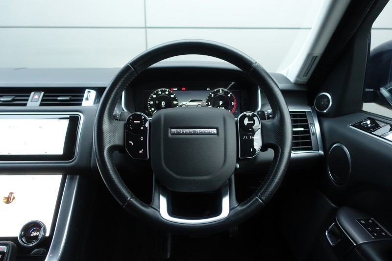 2022 (71) LAND ROVER RANGE ROVER SPORT 3.0 D250 HSE 5dr Auto 4951524