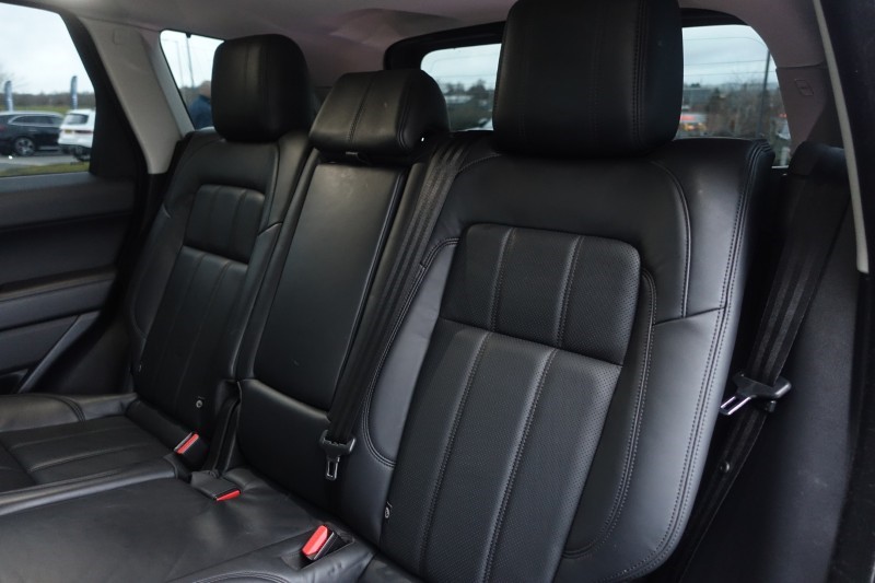 2022 (71) LAND ROVER RANGE ROVER SPORT 3.0 D250 HSE 5dr Auto 4951562