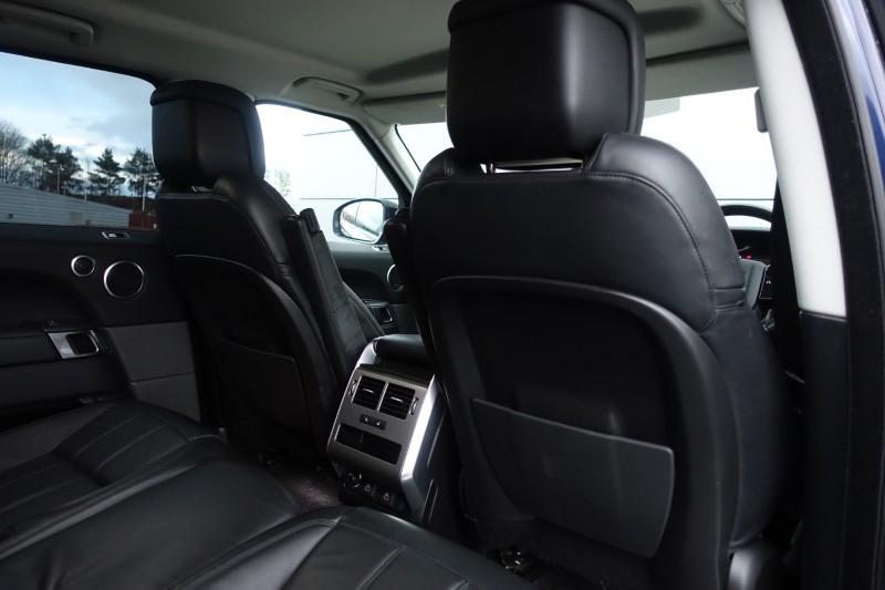 2022 (71) LAND ROVER RANGE ROVER SPORT 3.0 D250 HSE 5dr Auto 4951558