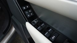 2023 (72) LAND ROVER RANGE ROVER VELAR 2.0 D200 R-Dynamic HSE 5dr Auto 4942782