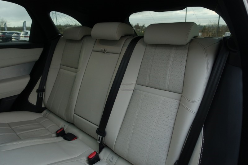 2023 (72) LAND ROVER RANGE ROVER VELAR 2.0 D200 R-Dynamic HSE 5dr Auto 4942789