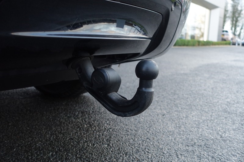 2023 (72) LAND ROVER RANGE ROVER VELAR 2.0 D200 R-Dynamic HSE 5dr Auto 4942765