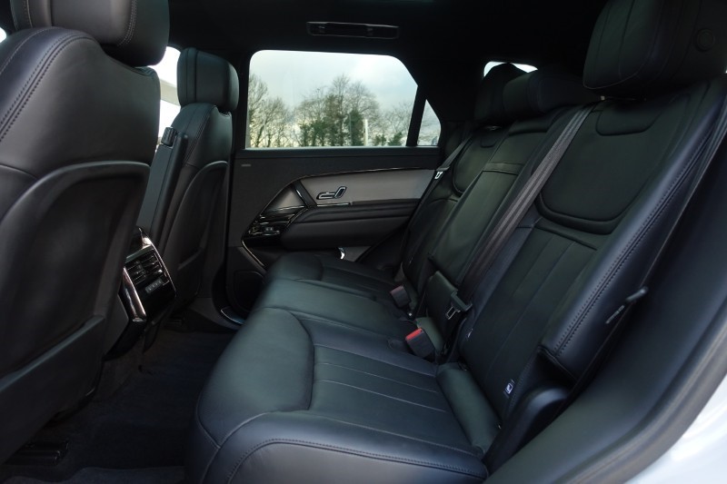 2023 (73) LAND ROVER RANGE ROVER SPORT 3.0 D300 Dynamic SE 5dr Auto 4956361