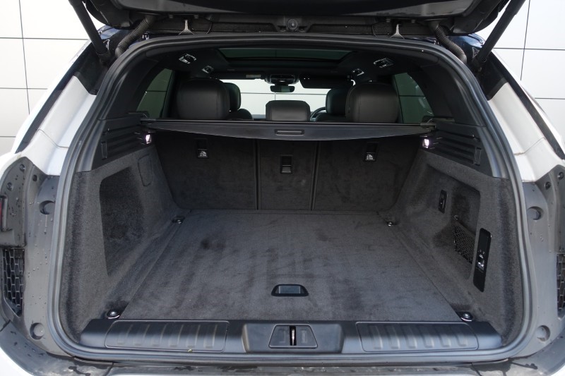 2023 (73) LAND ROVER RANGE ROVER SPORT 3.0 D300 Dynamic SE 5dr Auto 4956367