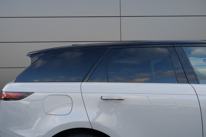 2023 (73) LAND ROVER RANGE ROVER SPORT 3.0 D300 Dynamic SE 5dr Auto 4956381