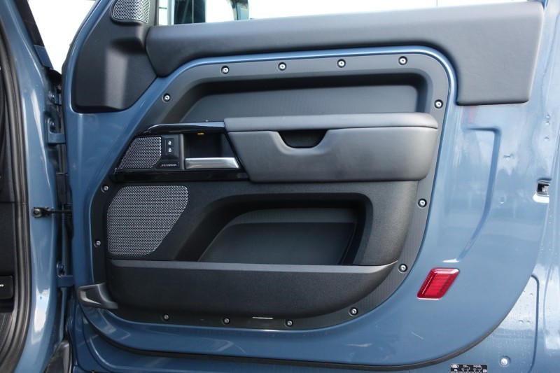 2024 (24) LAND ROVER DEFENDER 3.0 D250 X-Dynamic HSE 90 3dr Auto 4942530