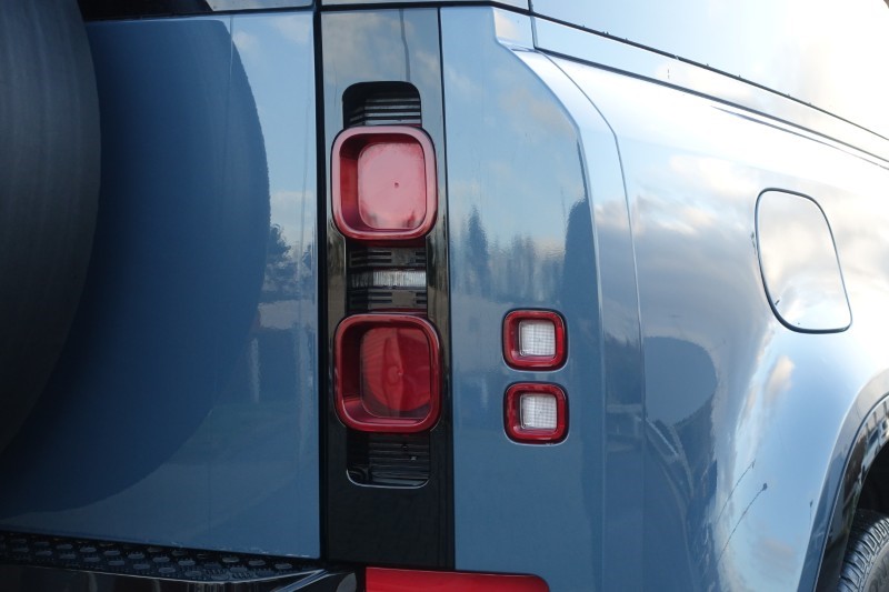 2024 (24) LAND ROVER DEFENDER 3.0 D250 X-Dynamic HSE 90 3dr Auto 4942508