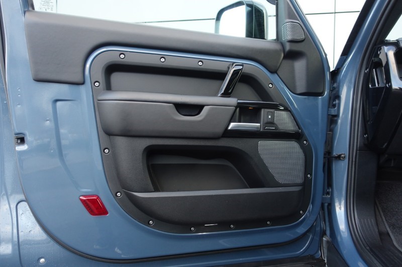 2024 (24) LAND ROVER DEFENDER 3.0 D250 X-Dynamic HSE 90 3dr Auto 4942534