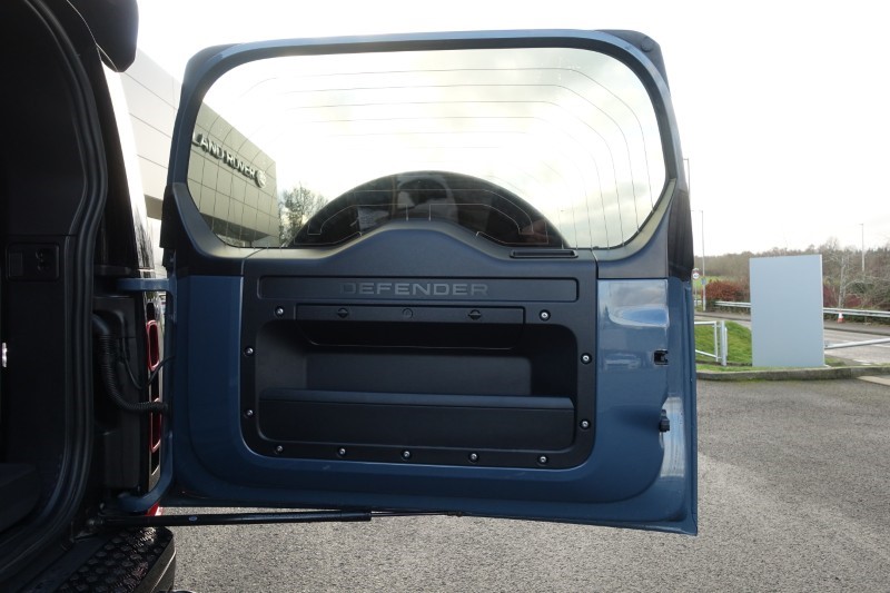 2024 (24) LAND ROVER DEFENDER 3.0 D250 X-Dynamic HSE 90 3dr Auto 4942514