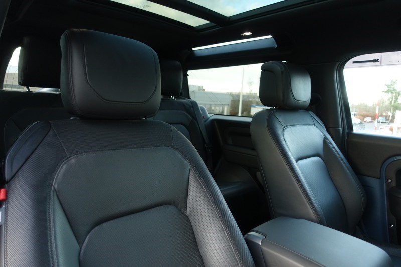 2024 (24) LAND ROVER DEFENDER 3.0 D250 X-Dynamic HSE 90 3dr Auto 4942526