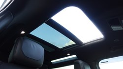 2024 (24) LAND ROVER DEFENDER 3.0 D250 X-Dynamic HSE 90 3dr Auto 4942528