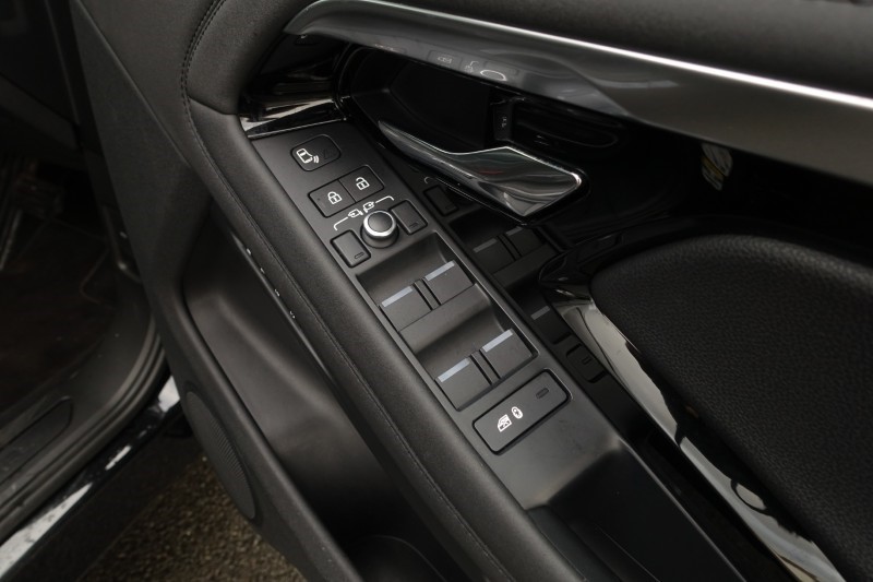 2021 (21) LAND ROVER RANGE ROVER EVOQUE 1.5 P300e SE 5dr Auto 4942394