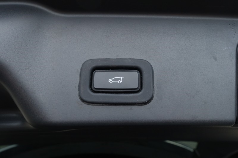 2021 (21) LAND ROVER RANGE ROVER EVOQUE 1.5 P300e SE 5dr Auto 4942377