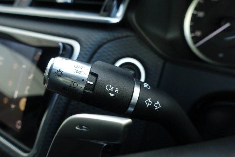 2022 (22) LAND ROVER RANGE ROVER VELAR 2.0 D200 R-Dynamic S 5dr Auto 4955743