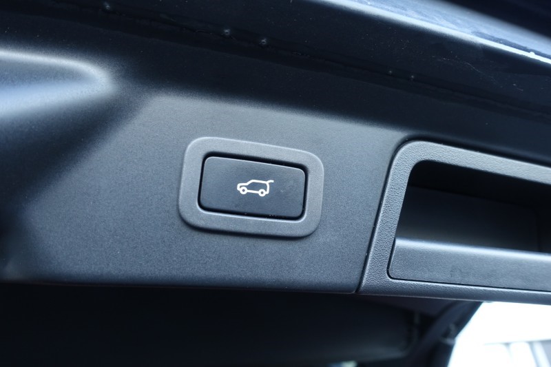 2022 (22) LAND ROVER RANGE ROVER VELAR 2.0 D200 R-Dynamic S 5dr Auto 4955767