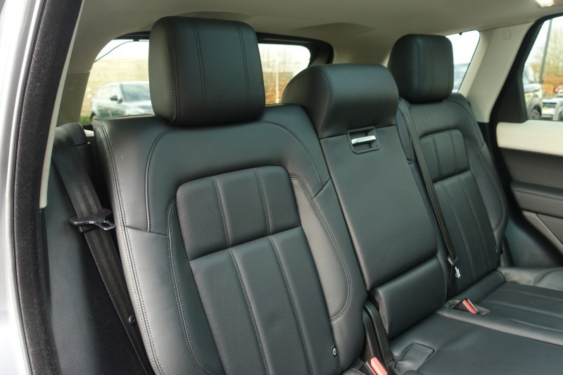 2021 (21) LAND ROVER RANGE ROVER SPORT 3.0 D300 HSE Silver 5dr Auto 4970452